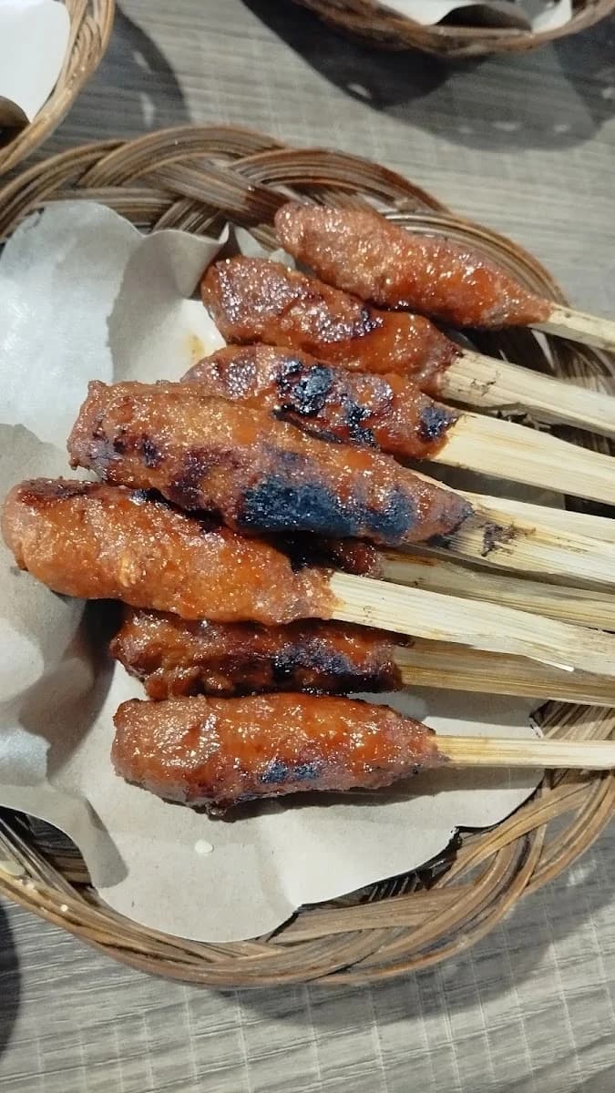 Sate Pusut